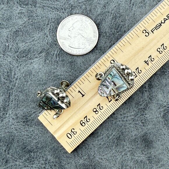 Alpaca Silver Aztec Mask Tiki Carved MOP Screw-back Clip Earrings VTG Mexico - Picture 10 of 13